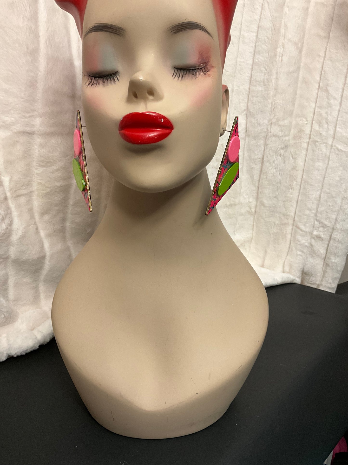 Dutchess Old School Stud #1 - Hot Pink Splatter