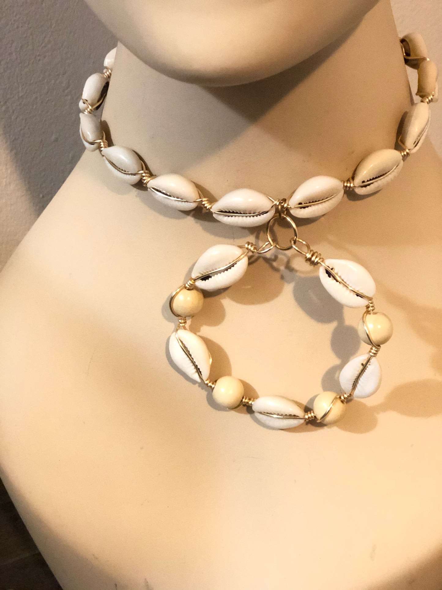 Shells & Cream Beads Choker and Earrings Set- neck size 16.5 and up