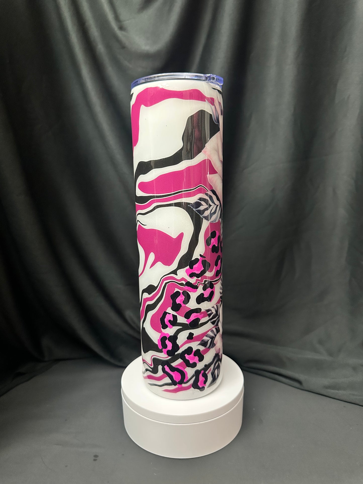 #1 Tumbler 32 oz plump