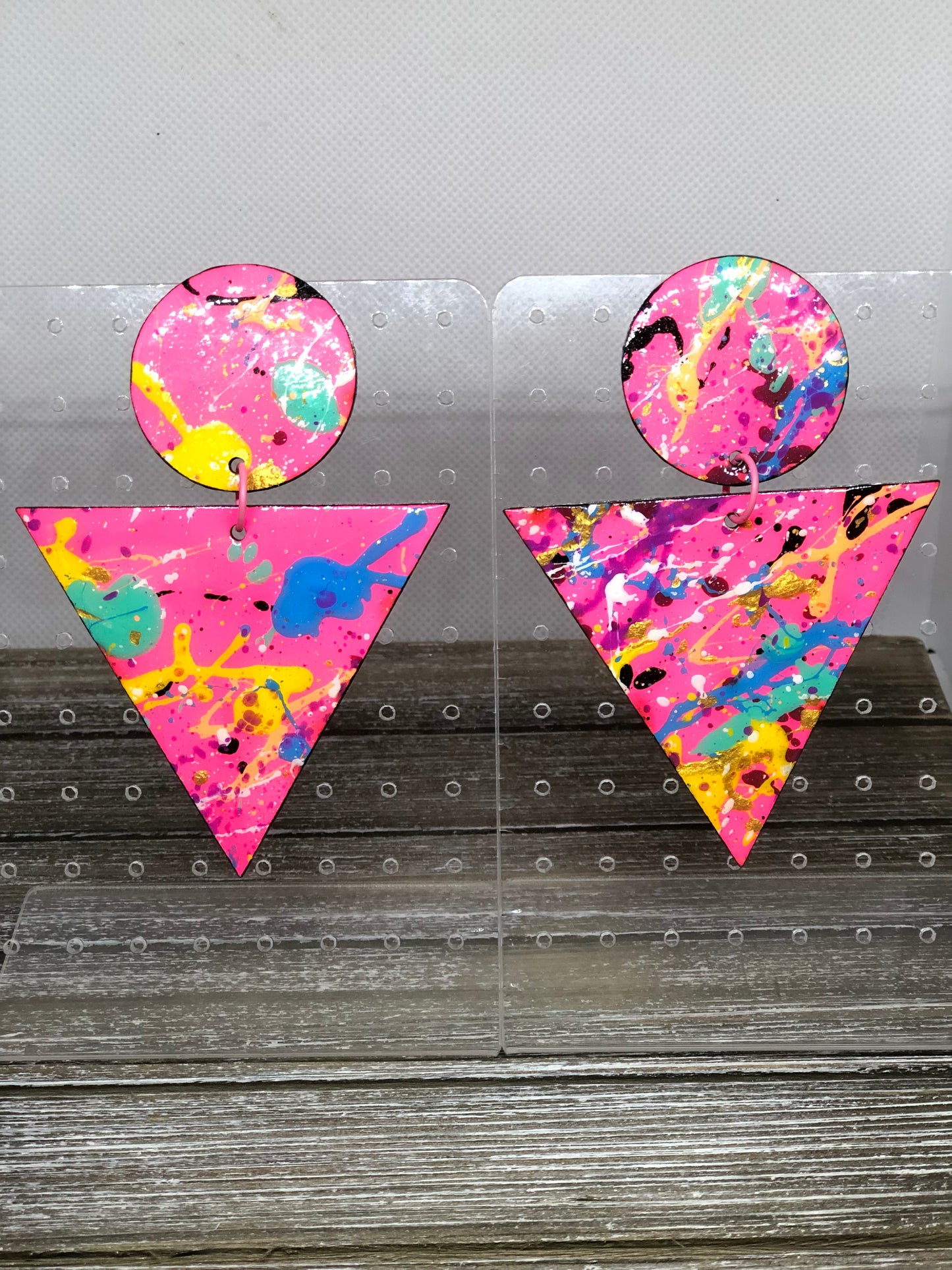 Triangular Vibe - Splatter Paint #3 - lightweight