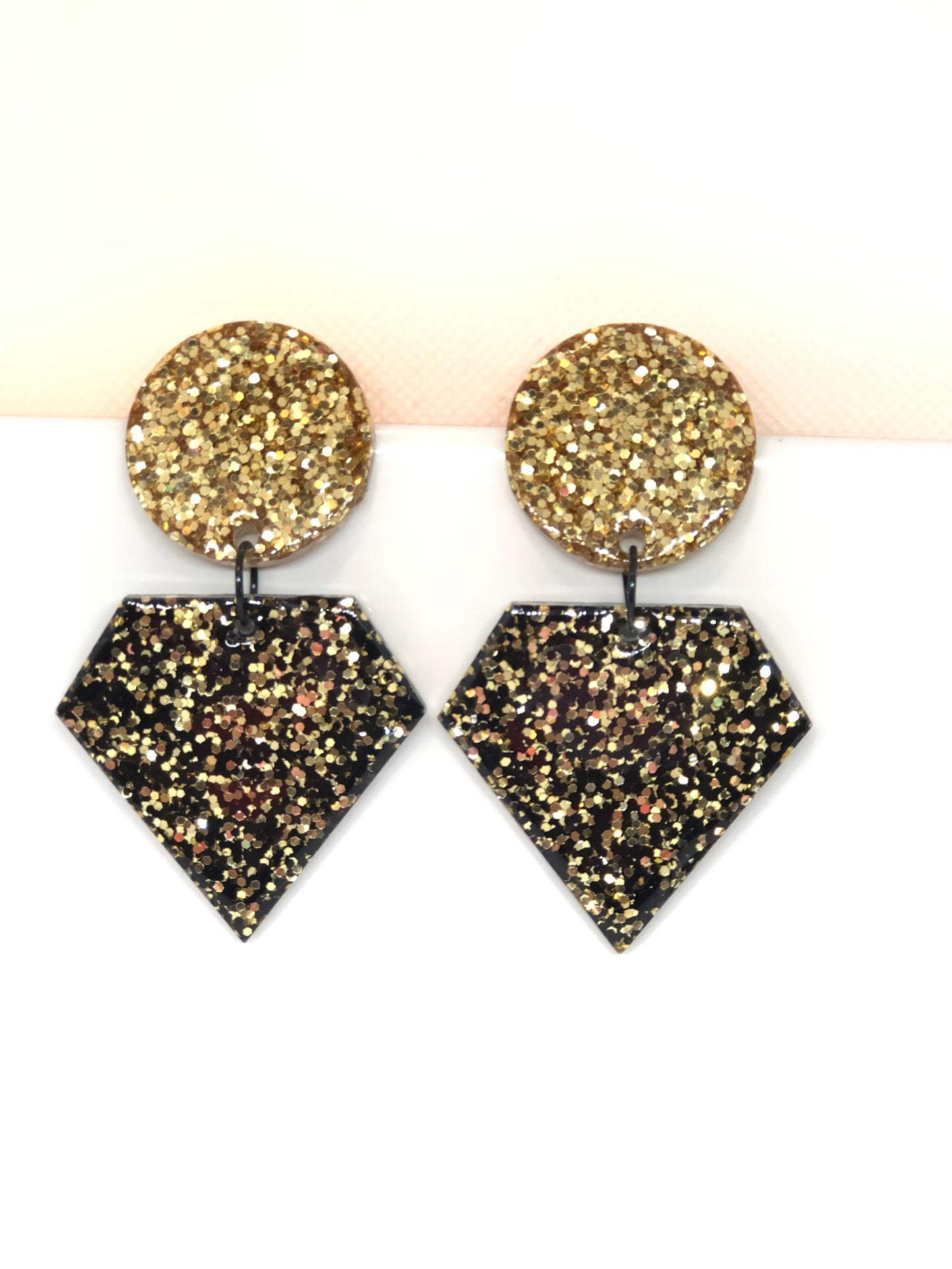 Queen Royalty Glitter Black and Gold Color Studs #1 - lightweight